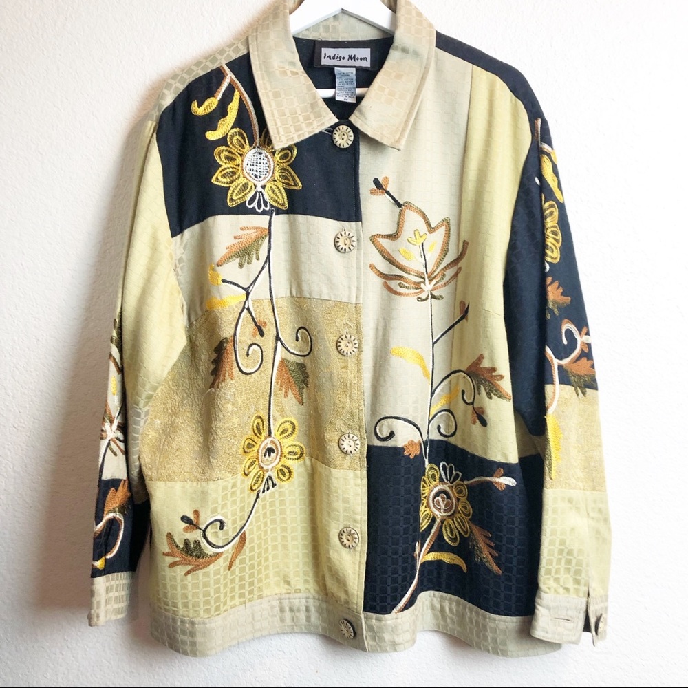 Indigo Moon women’s Jacket. Size 1X embroidered